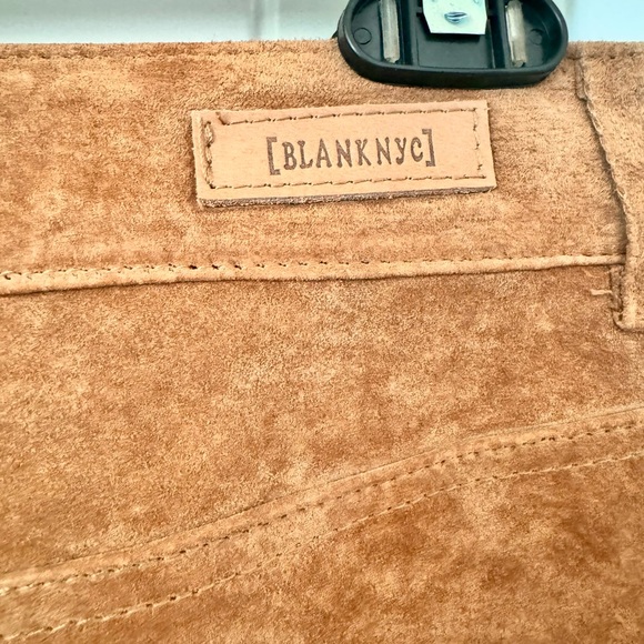 BLANK NYC real suede midi skirt size 25 NWT - Picture 4 of 7